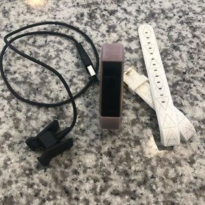 Fitbit Alta HR- Limited Edition Rose Gold